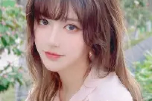 女星与富商的情场纠葛